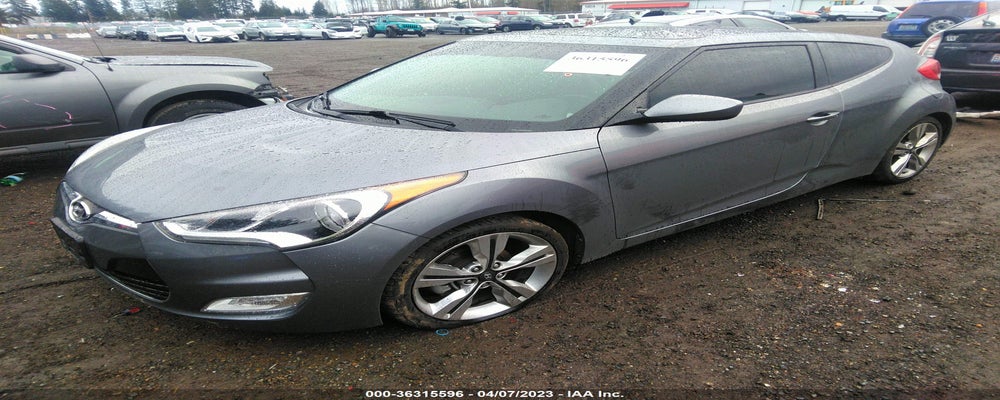 KMHTC6AD3GU270525 2016 HYUNDAI VELOSTER photo no. 2
