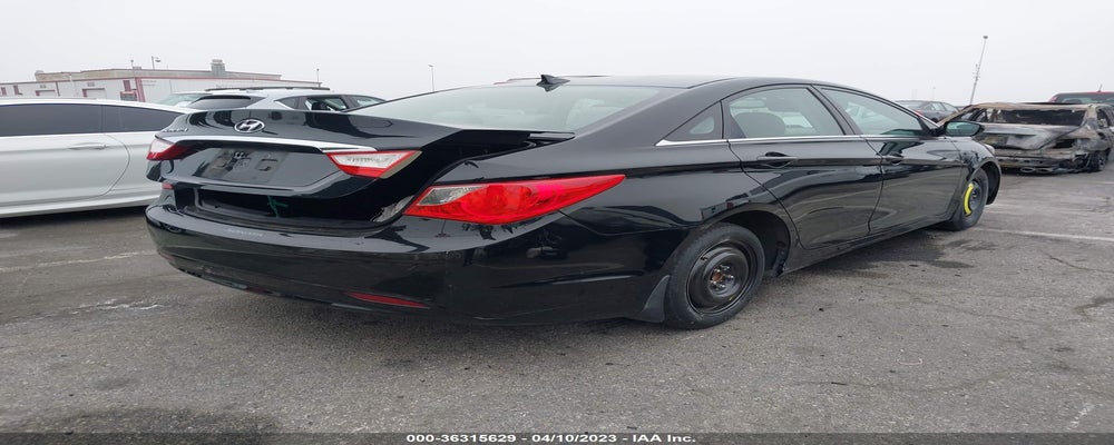 5NPEB4AC7DH668130 2013 HYUNDAI SONATA photo no. 4
