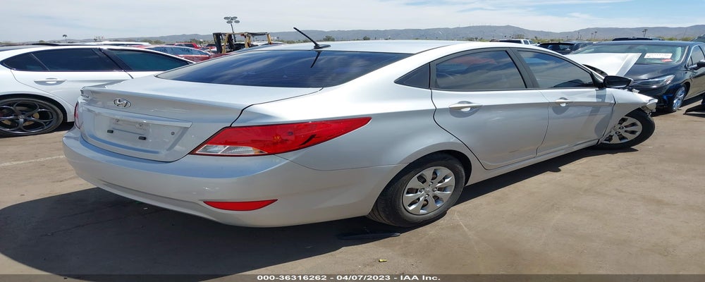 KMHCT4AE8HU172797 2017 HYUNDAI ACCENT photo no. 4