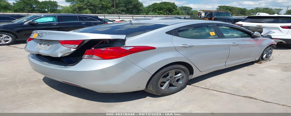 5NPDH4AE4DH259336 2013 HYUNDAI ELANTRA photo no. 4