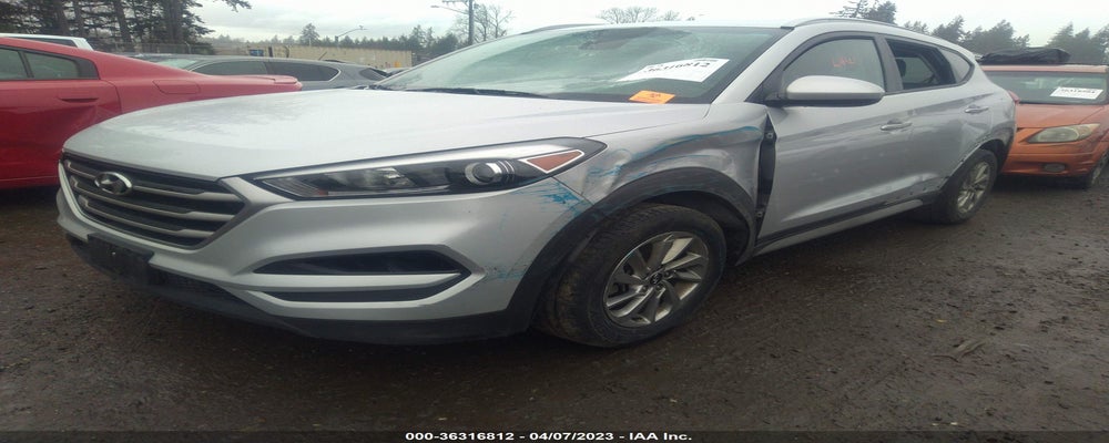 KM8J33A46HU446572 2017 HYUNDAI TUCSON photo no. 2