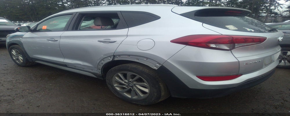 KM8J33A46HU446572 2017 HYUNDAI TUCSON photo no. 3
