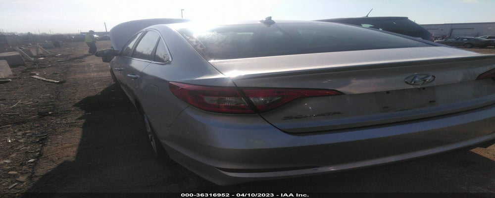 5NPE24AF6GH352569 2016 HYUNDAI SONATA photo no. 3