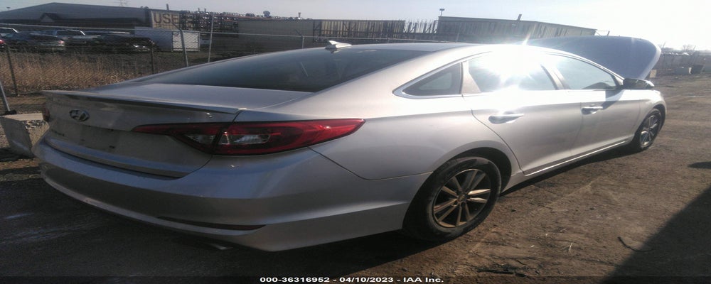 5NPE24AF6GH352569 2016 HYUNDAI SONATA photo no. 4