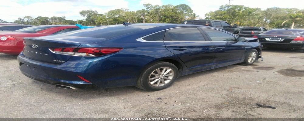 5NPE24AF2JH710712 2018 HYUNDAI SONATA photo no. 4