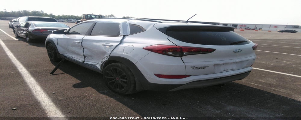 KM8J33A23HU533151 2017 HYUNDAI TUCSON photo no. 3