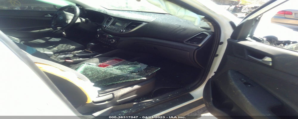 KM8J33A23HU533151 2017 HYUNDAI TUCSON photo no. 5
