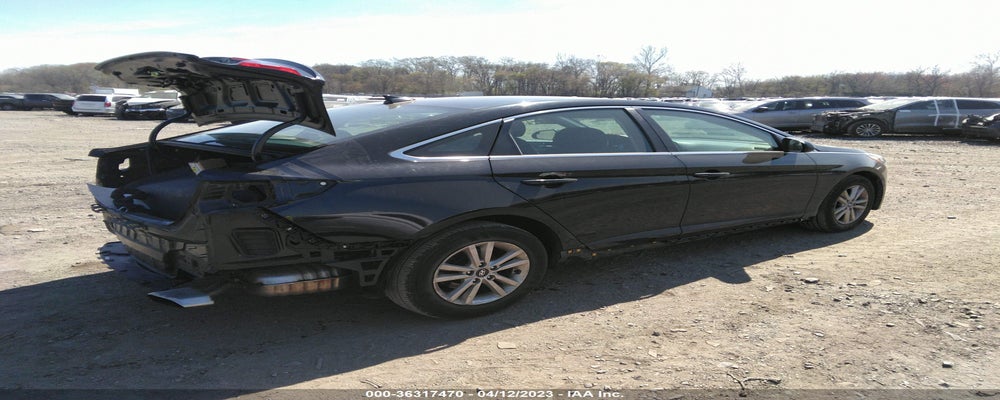 5NPE24AF8FH249085 2015 HYUNDAI SONATA photo no. 4