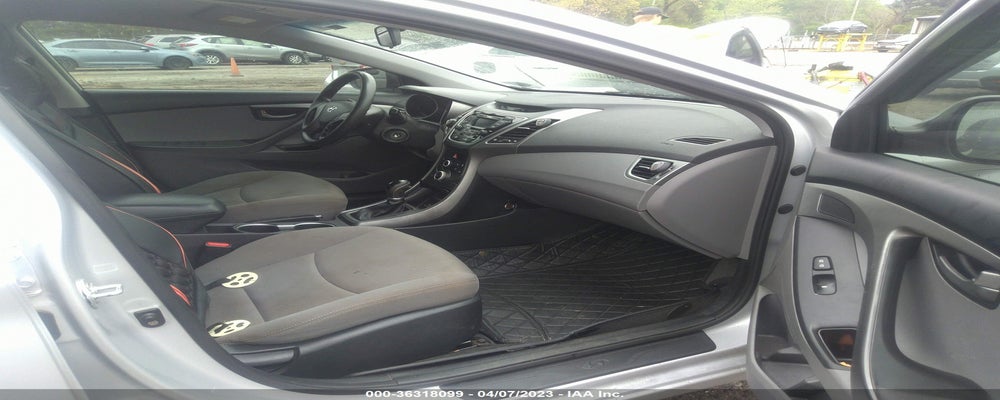 KMHDH4AE6FU226438 2015 HYUNDAI ELANTRA photo no. 5