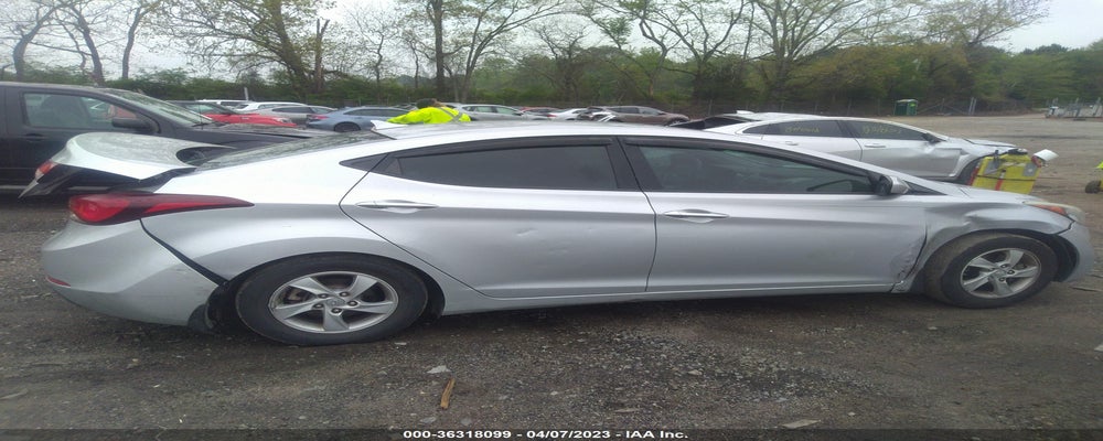 KMHDH4AE6FU226438 2015 HYUNDAI ELANTRA photo no. 6