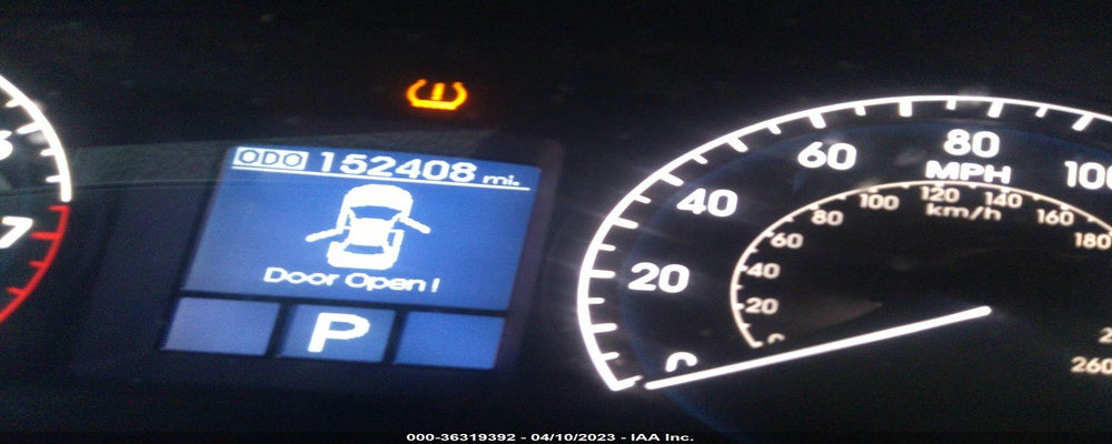 KMHGC4DF1BU124359 2011 HYUNDAI GENESIS photo no. 7