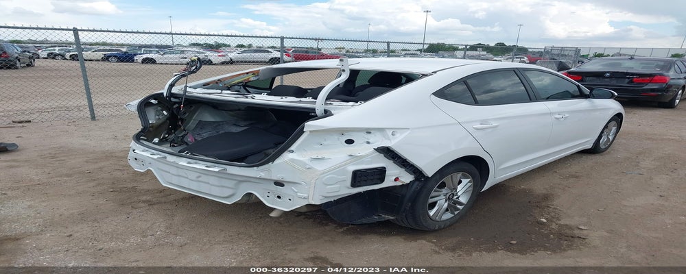 5NPD84LF2LH588797 2020 HYUNDAI ELANTRA photo no. 4
