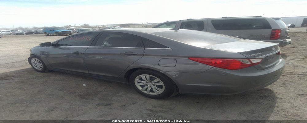 5NPEB4AC4BH081249 2011 HYUNDAI SONATA photo no. 3