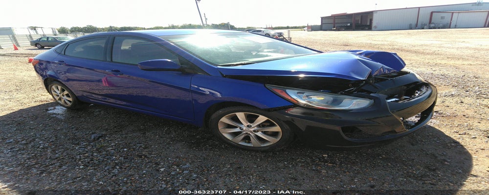 KMHCU4AE0DU414022 2013 HYUNDAI ACCENT photo no. 3