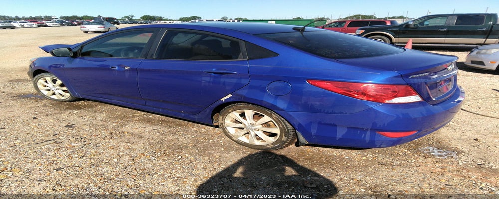 KMHCU4AE0DU414022 2013 HYUNDAI ACCENT photo no. 3