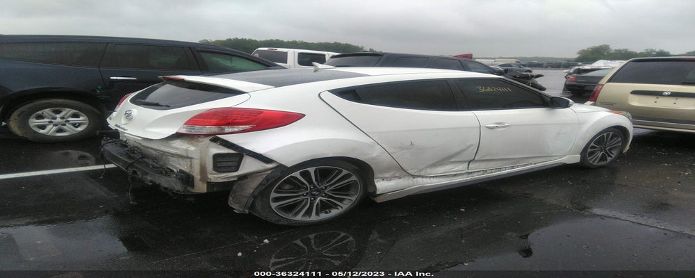 KMHTC6AE4GU301919 2016 HYUNDAI VELOSTER photo no. 4