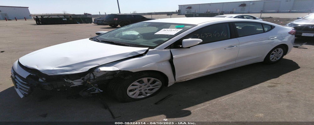 5NPD74LF3JH374319 2018 HYUNDAI ELANTRA photo no. 2
