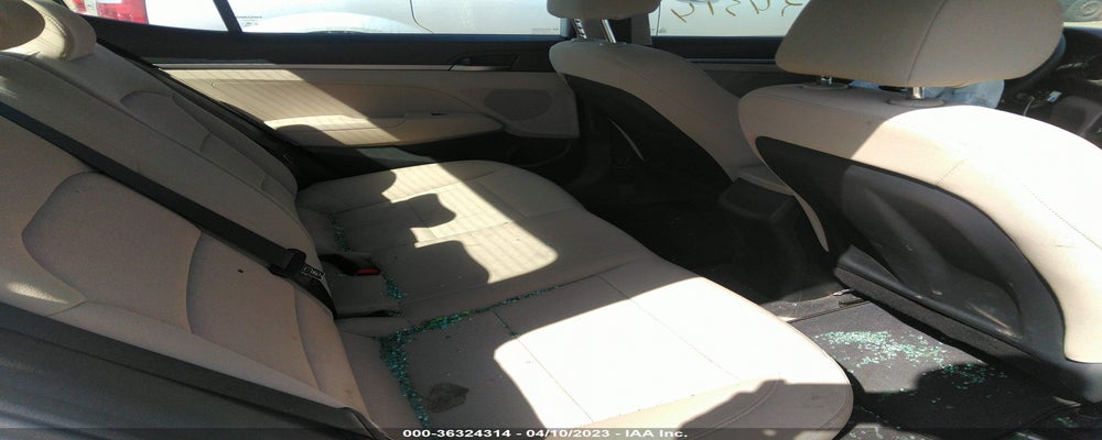 5NPD74LF3JH374319 2018 HYUNDAI ELANTRA photo no. 8
