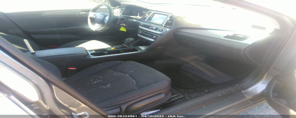 5NPE24AF8JH715011 2018 HYUNDAI SONATA photo no. 5