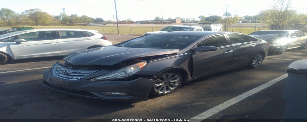 5NPEC4AC9BH088484 2011 HYUNDAI SONATA photo no. 2