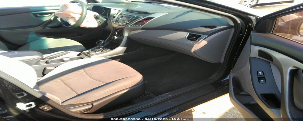 KMHDH4AE6GU581918 2016 HYUNDAI ELANTRA photo no. 5