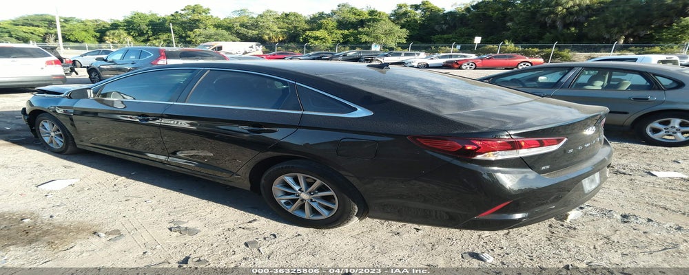 5NPE24AF0KH746948 2019 HYUNDAI SONATA photo no. 3
