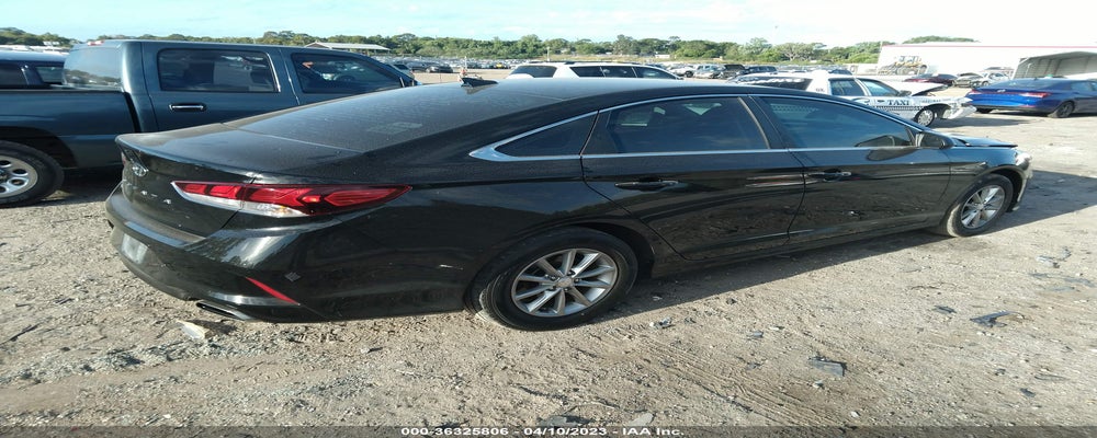 5NPE24AF0KH746948 2019 HYUNDAI SONATA photo no. 4