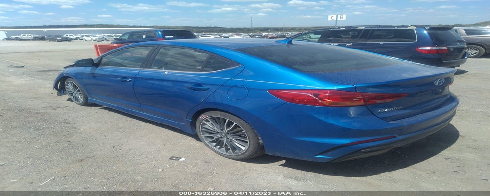 KMHD04LB9JU546775 2018 HYUNDAI ELANTRA photo no. 3