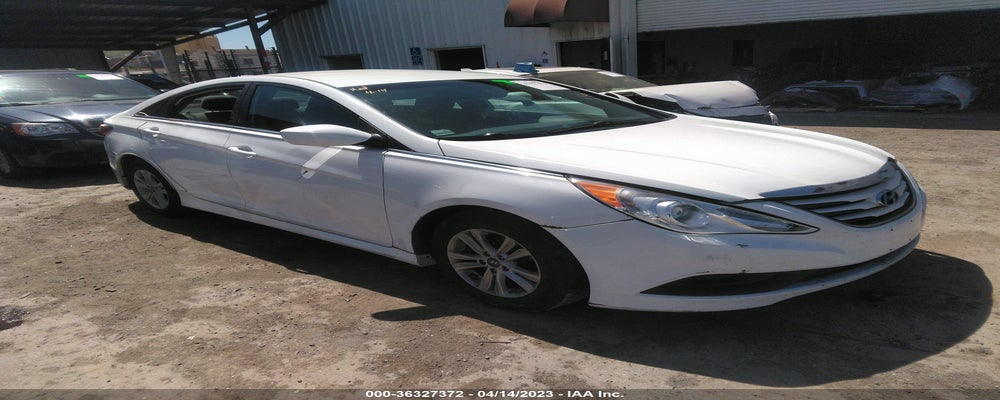 5NPEB4AC2EH875770 2014 HYUNDAI SONATA photo no. 24