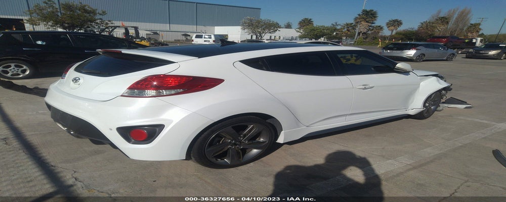 KMHTC6AE7DU104058 2013 HYUNDAI VELOSTER photo no. 4