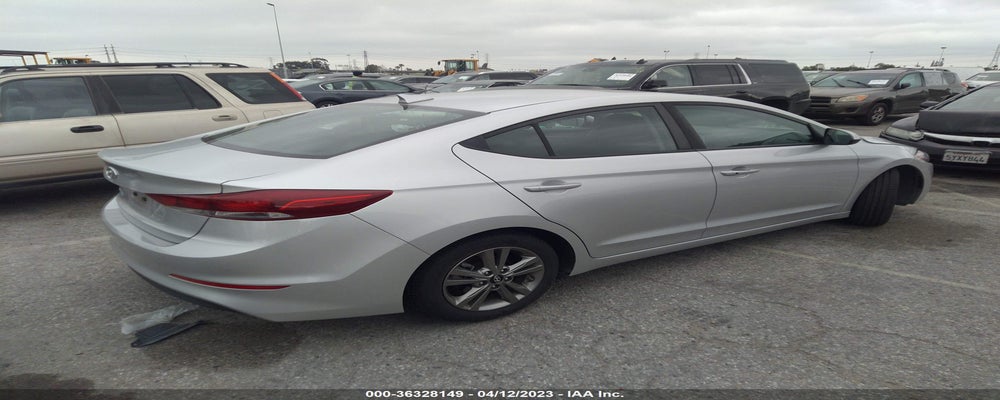 5NPD84LF7JH350988 2018 HYUNDAI ELANTRA photo no. 4