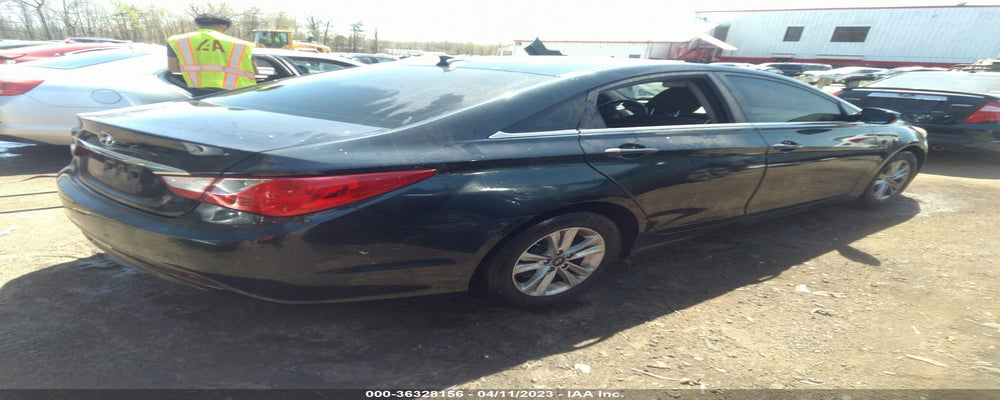 5NPEB4ACXDH707907 2013 HYUNDAI SONATA photo no. 4