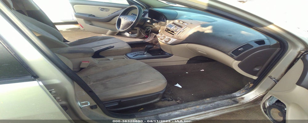 KMHDU4AD1AU937427 2010 HYUNDAI ELANTRA photo no. 5