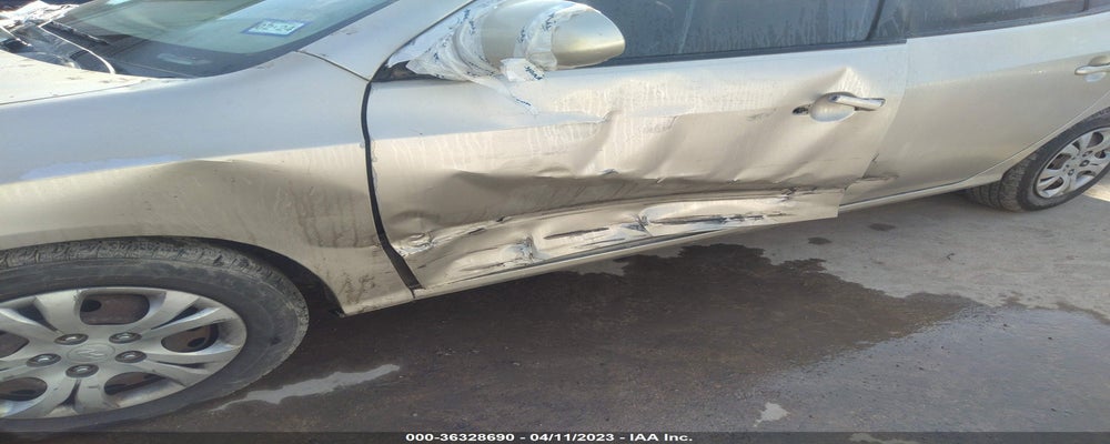 KMHDU4AD1AU937427 2010 HYUNDAI ELANTRA photo no. 6
