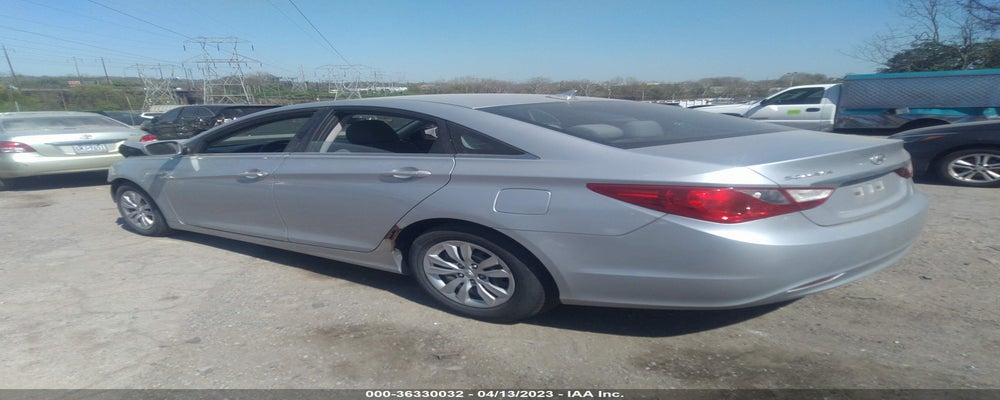 5NPEB4AC7BH064770 2011 HYUNDAI SONATA GLS photo no. 3