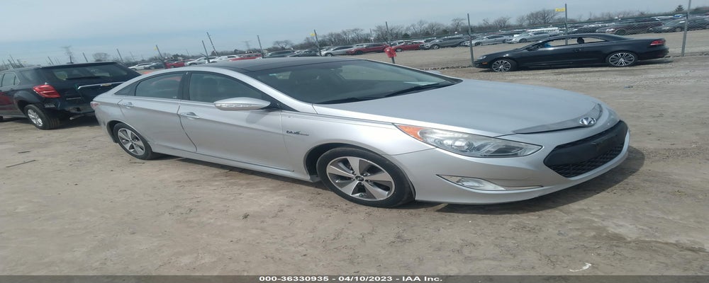 KMHEC4A4XBA007665 2011 HYUNDAI SONATA photo no. 12