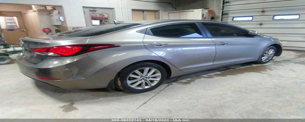 5NPDH4AE2FH588801 2015 HYUNDAI ELANTRA photo no. 4