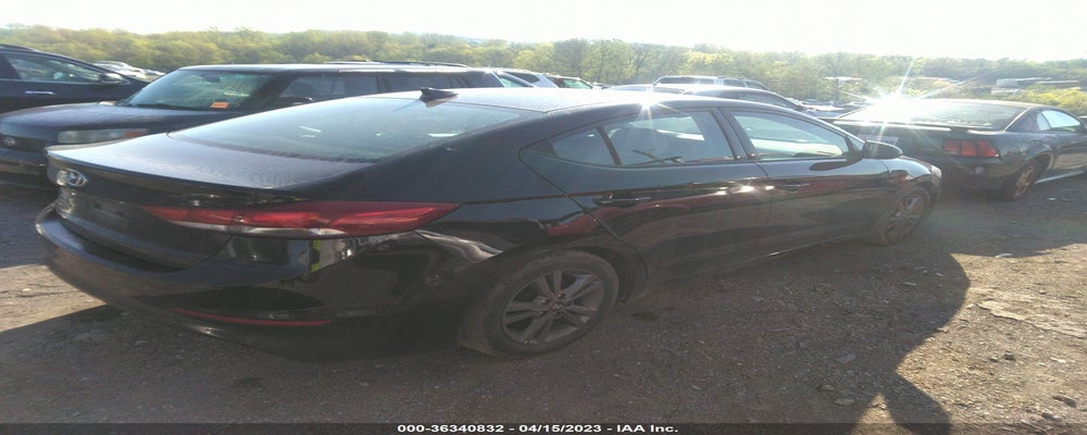 5NPD84LF0HH180967 2017 HYUNDAI ELANTRA photo no. 4