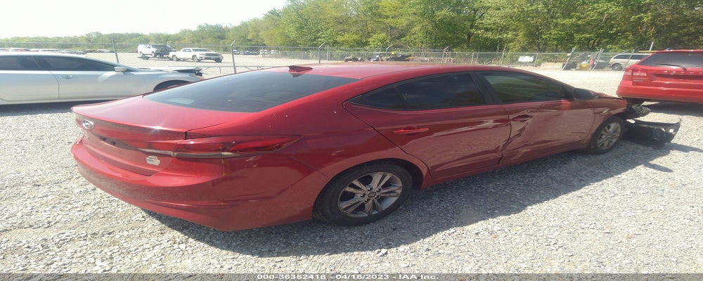 KMHD84LF8HU273236 2017 HYUNDAI ELANTRA photo no. 4