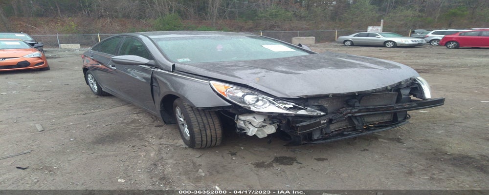5NPEB4AC5CH381092 2012 HYUNDAI SONATA photo no. 4