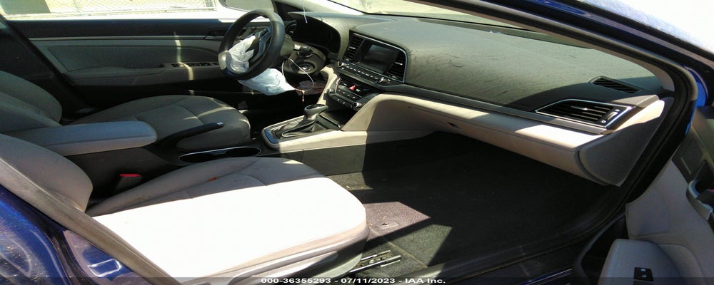 5NPD84LF3JH223042 2018 HYUNDAI ELANTRA photo no. 5
