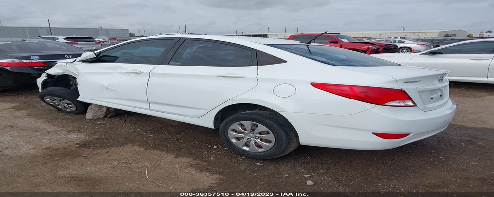 KMHCT4AE7GU965216 2016 HYUNDAI ACCENT photo no. 3