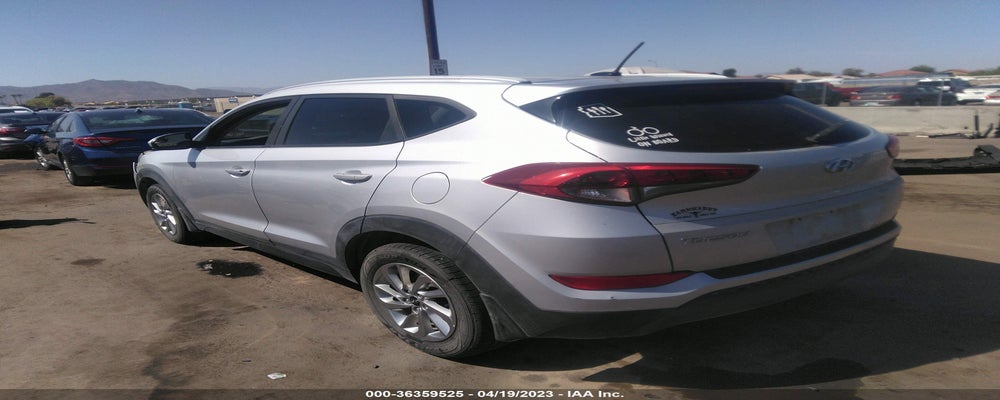 KM8J33A40GU236323 2016 HYUNDAI TUCSON photo no. 3