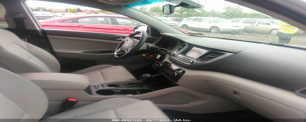 KM8J3CA43JU746799 2018 HYUNDAI TUCSON photo no. 5