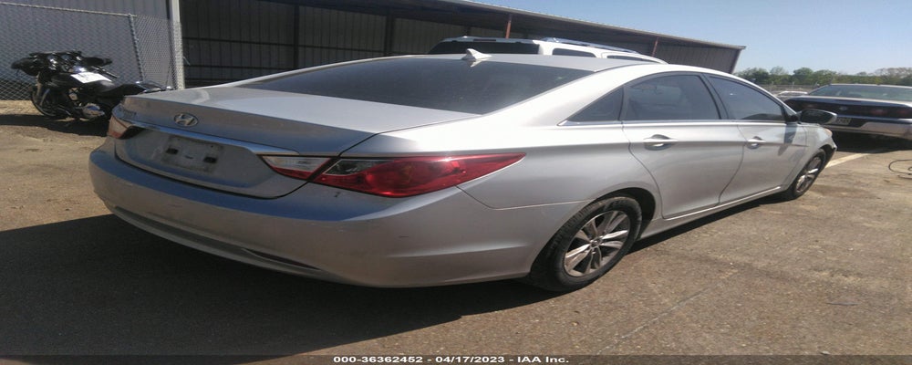 5NPEB4AC0BH025311 2011 HYUNDAI SONATA photo no. 4