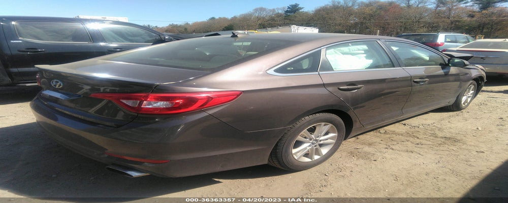 5NPE24AF2HH574561 2017 HYUNDAI SONATA photo no. 4