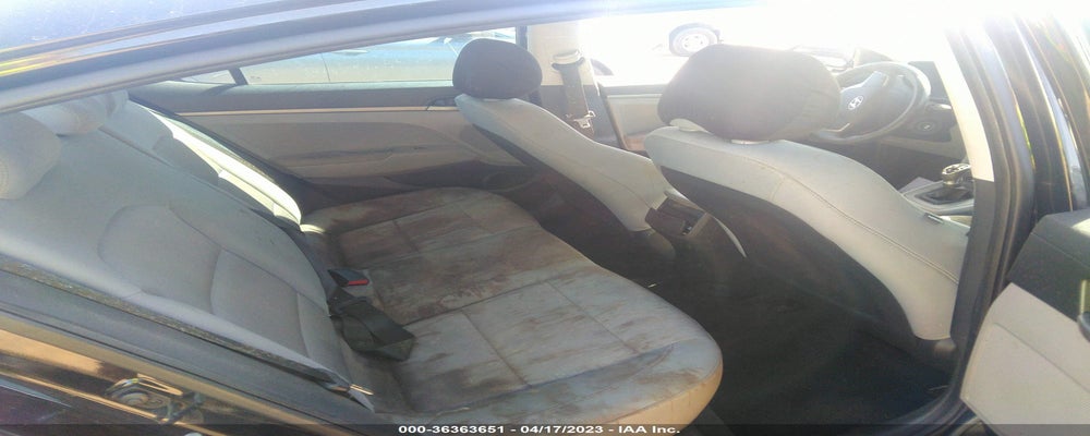 5NPD74LF2HH074944 2017 HYUNDAI ELANTRA photo no. 8