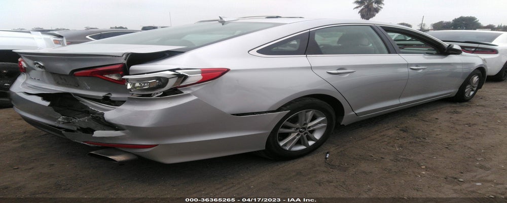 5NPE24AF5FH222538 2015 HYUNDAI SONATA photo no. 4