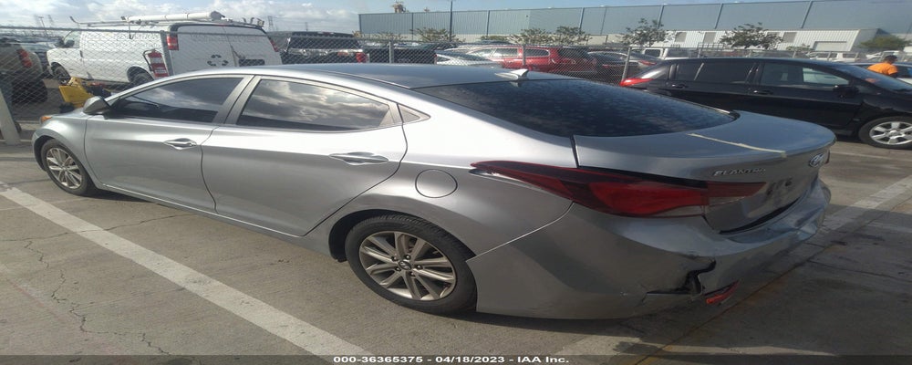 5NPDH4AE7FH574683 2015 HYUNDAI ELANTRA photo no. 3