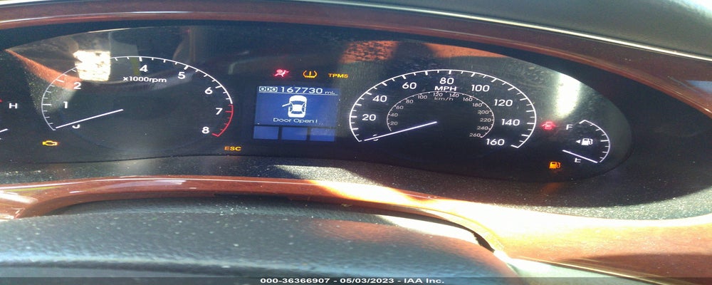 KMHGC4DD4CU154875 2012 HYUNDAI GENESIS photo no. 7